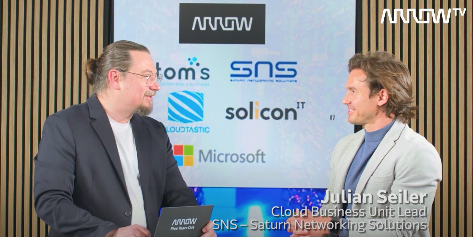 Techtalk SNS & Arrow